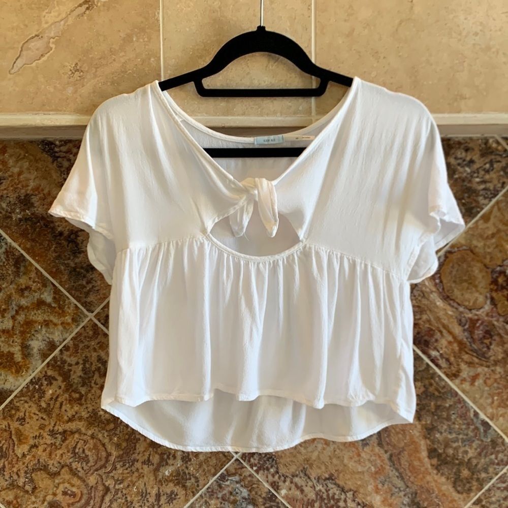 Women’s Kimchi Blue White Cropped Blouse with Tie in Front Size XS